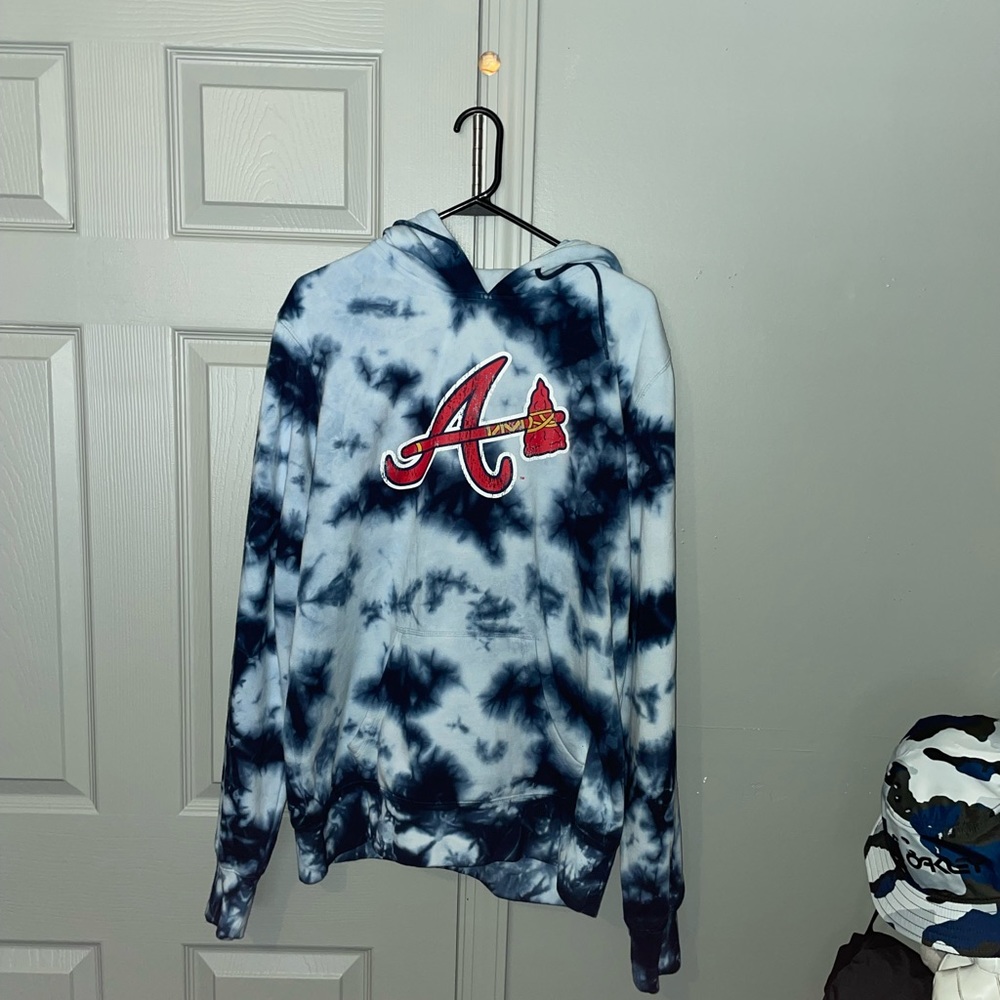 Atlanta Braves new era tye dye hoodie large